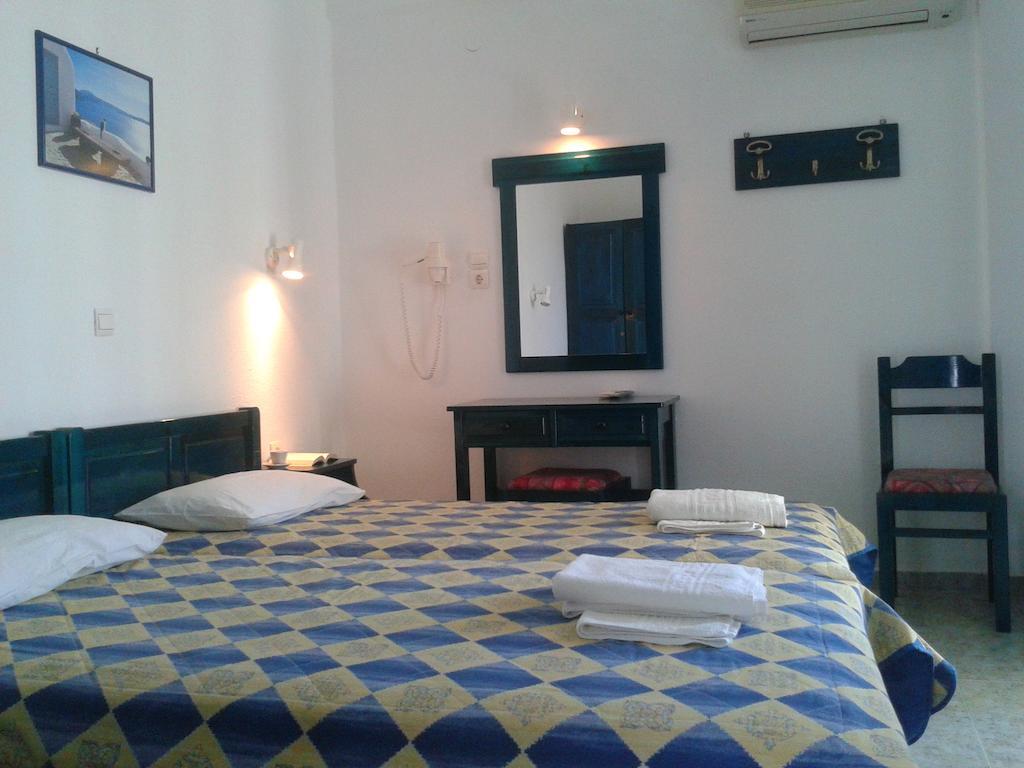 Chrisanthi Studios Agios Prokopios  Room photo